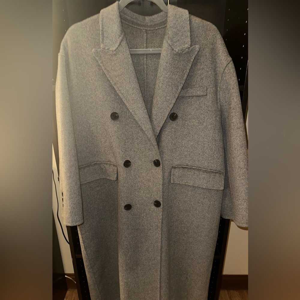 Oversized grey trench coat